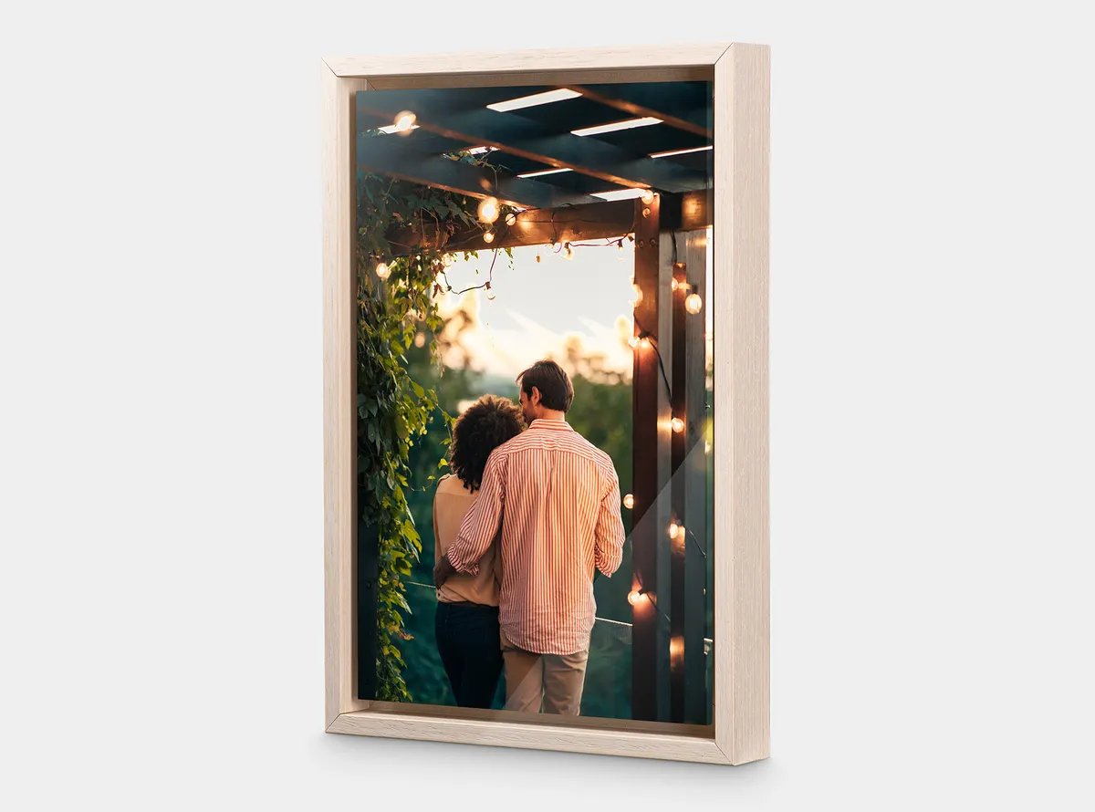Gerahmte Acryl Wandbilder mit Paarfotos im Sommer